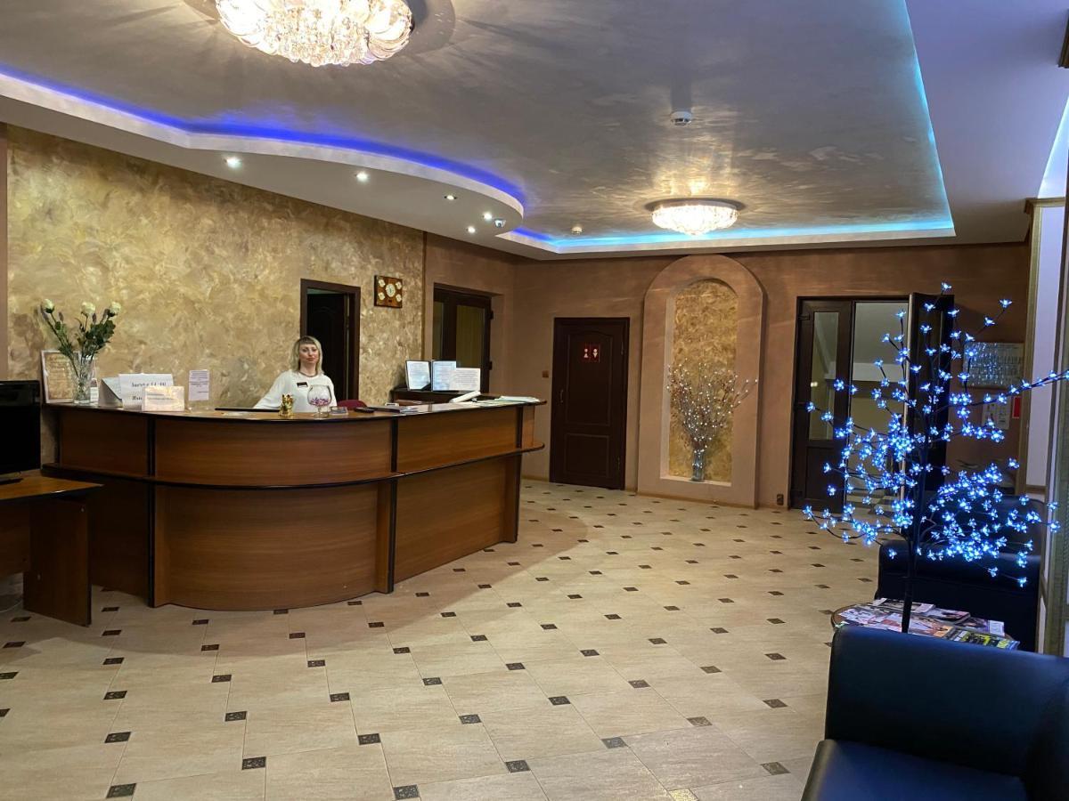 Gostinitsa Solnechniy Veter Hotel Novozybkov Екстериор снимка