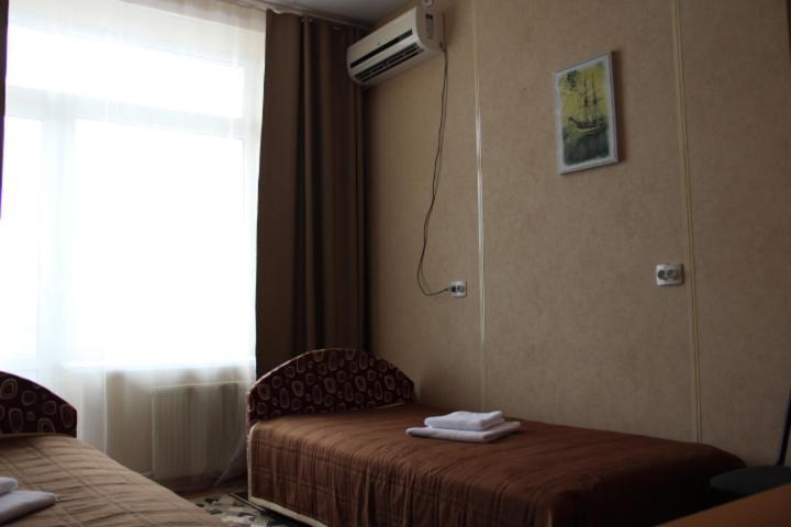 Gostinitsa Solnechniy Veter Hotel Novozybkov Екстериор снимка