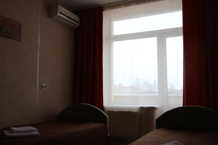 Gostinitsa Solnechniy Veter Hotel Novozybkov Екстериор снимка